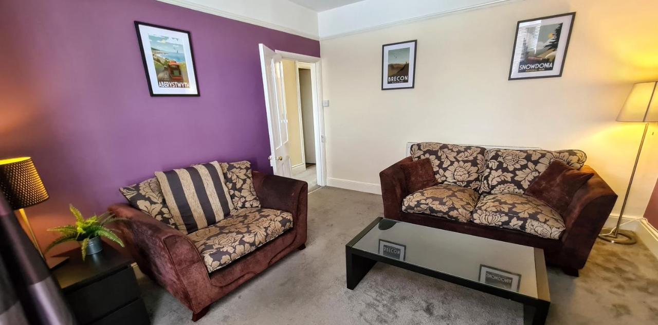 Ty Morgan'S Apartments Rhayader Buitenkant foto
